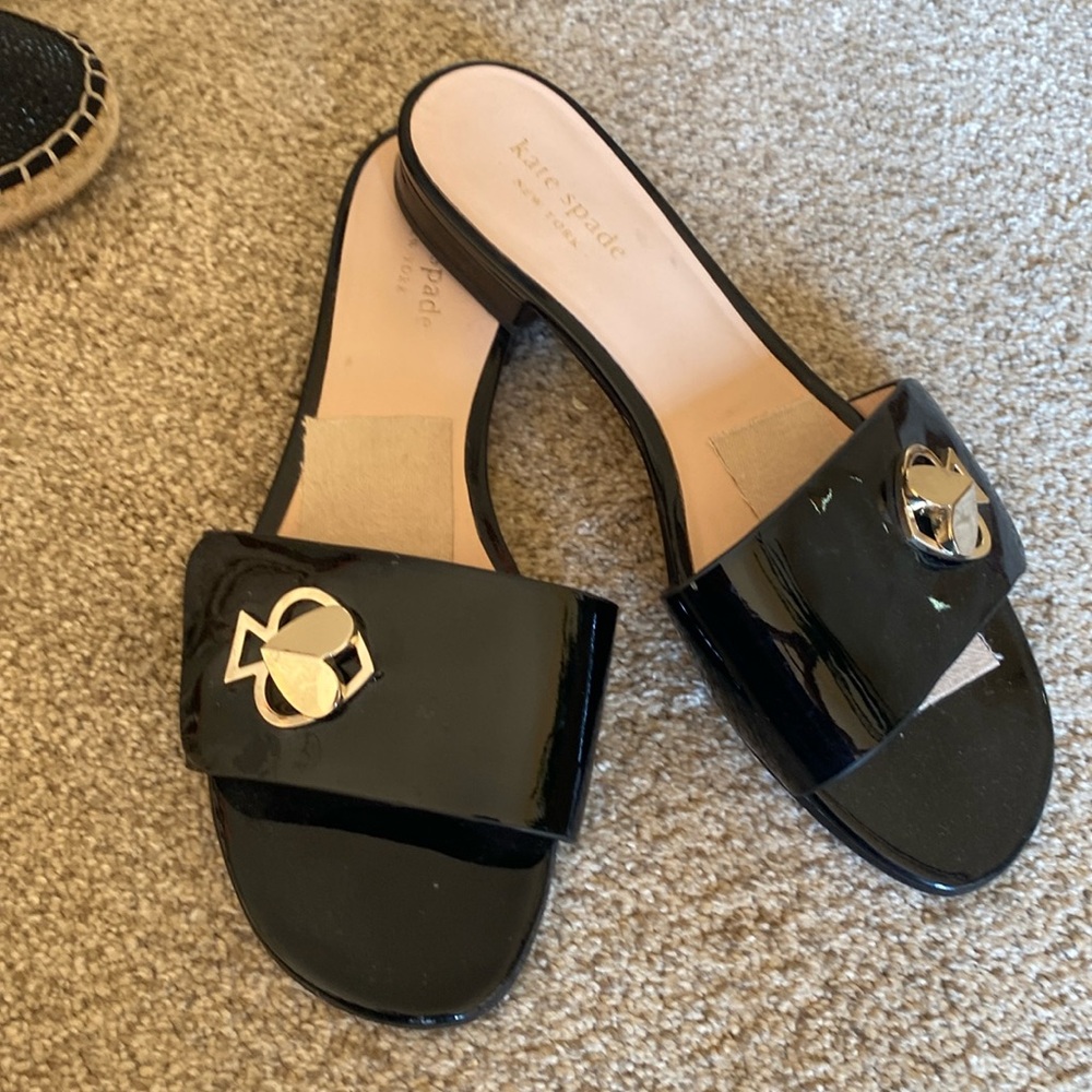 Sexy black patent flat sandals